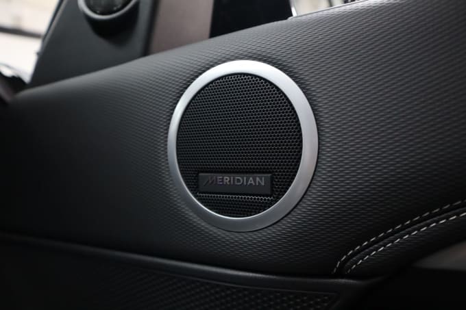 2025 Land Rover Discovery