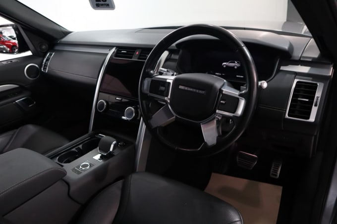 2025 Land Rover Discovery