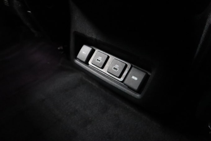 2025 Land Rover Discovery