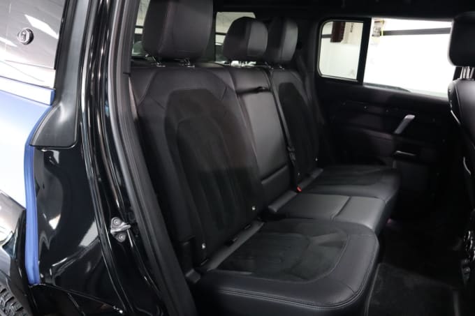2025 Land Rover Defender