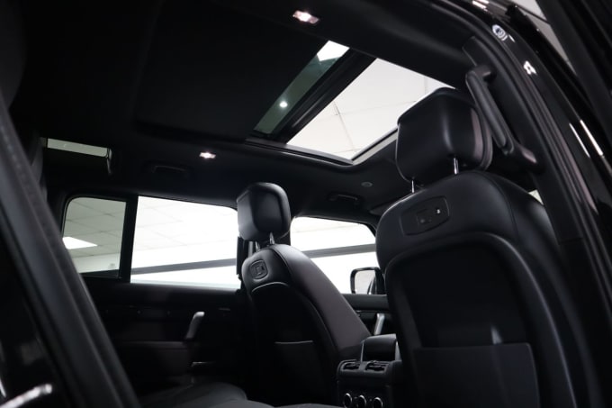 2025 Land Rover Defender