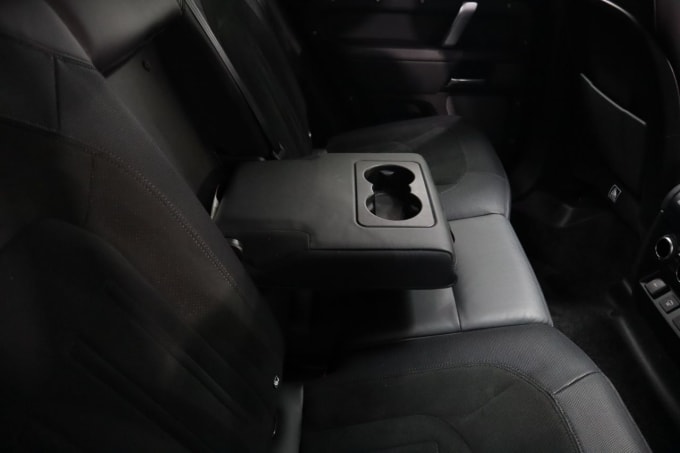 2025 Land Rover Defender