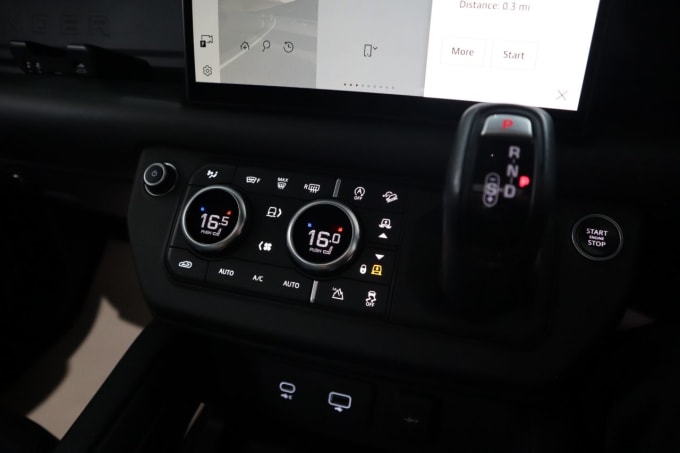 2025 Land Rover Defender