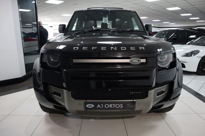 2025 Land Rover Defender