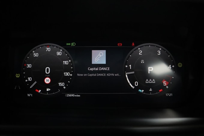 2025 Land Rover Defender