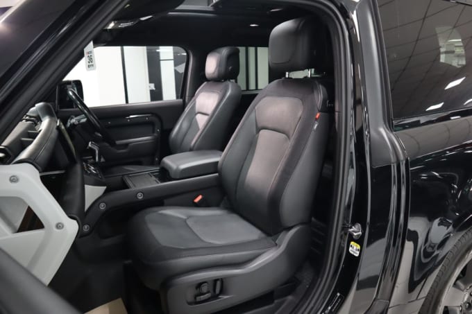 2025 Land Rover Defender