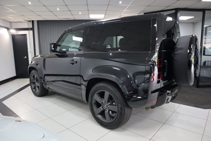 2025 Land Rover Defender