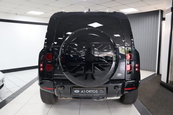 2025 Land Rover Defender