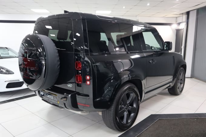 2025 Land Rover Defender