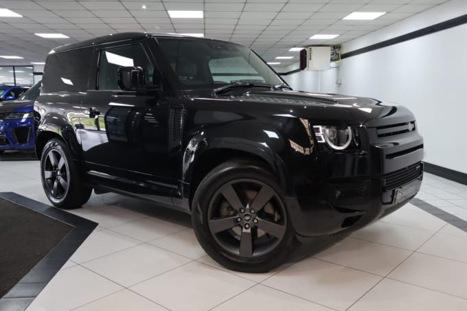 2025 Land Rover Defender