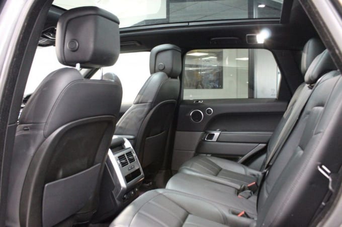 2025 Land Rover Range Rover Sport