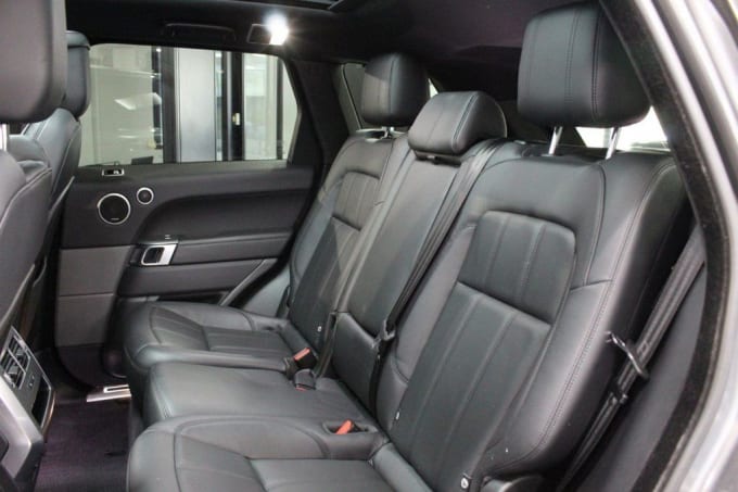 2025 Land Rover Range Rover Sport
