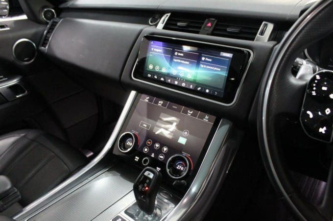 2025 Land Rover Range Rover Sport
