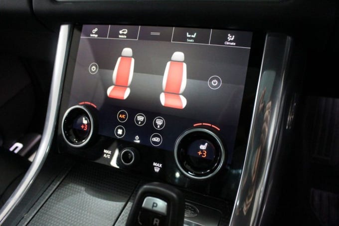 2025 Land Rover Range Rover Sport