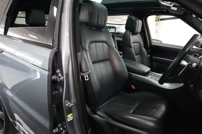 2025 Land Rover Range Rover Sport