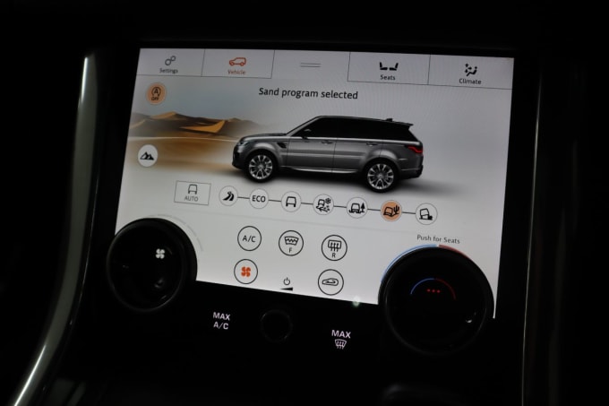 2025 Land Rover Range Rover Sport