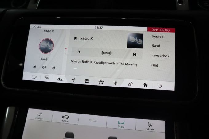 2025 Land Rover Range Rover Sport