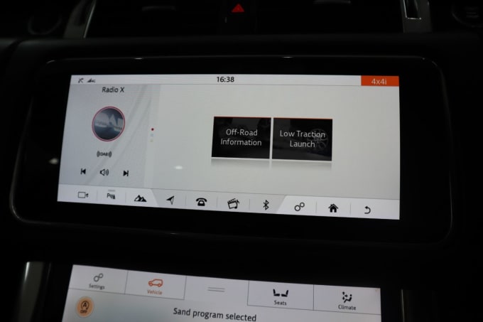 2025 Land Rover Range Rover Sport