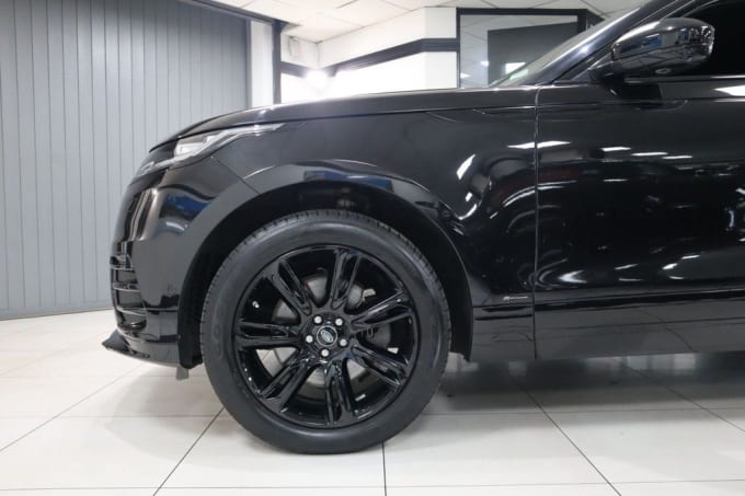 2025 Land Rover Range Rover Velar