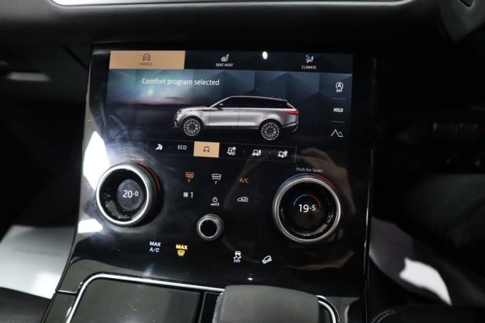 2025 Land Rover Range Rover Velar