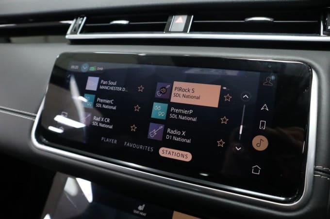 2025 Land Rover Range Rover Velar