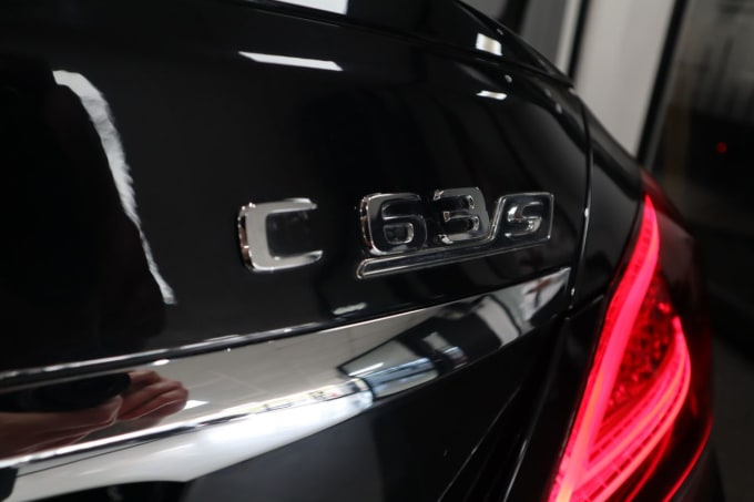 2025 Mercedes-benz C-class