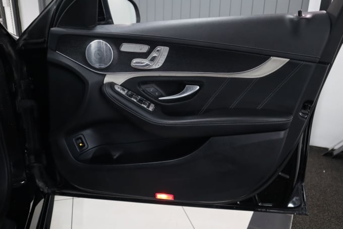 2025 Mercedes-benz C-class