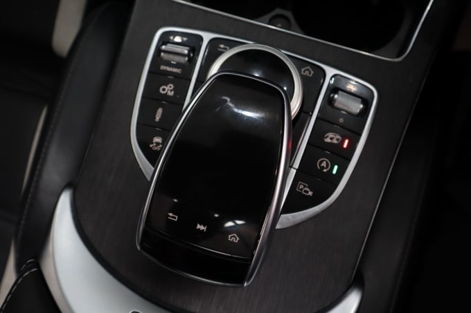 2025 Mercedes-benz C-class