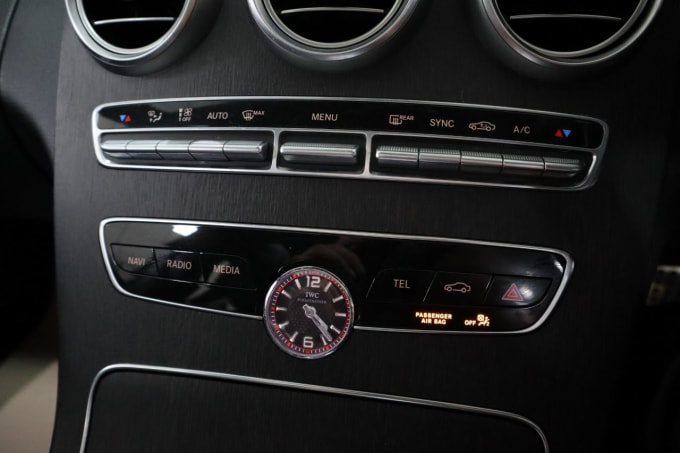 2025 Mercedes-benz C-class