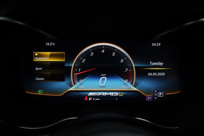 2025 Mercedes-benz C-class