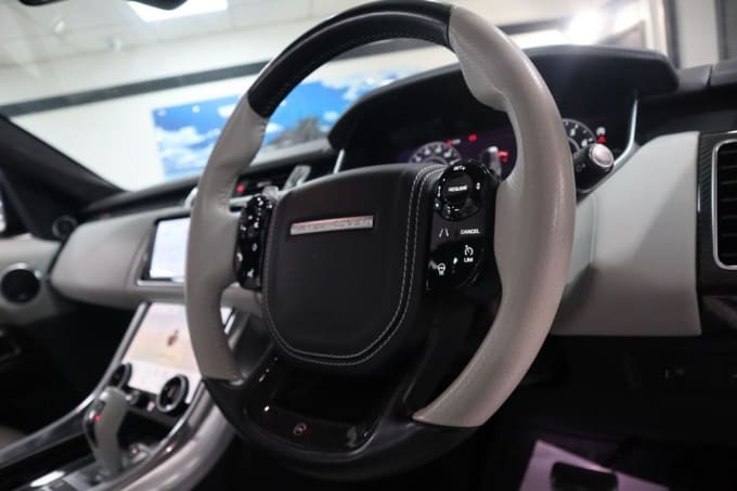 2025 Land Rover Range Rover Sport