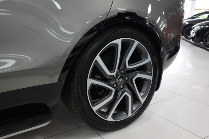 2025 Land Rover Discovery