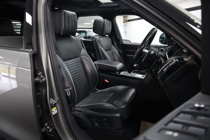 2025 Land Rover Discovery