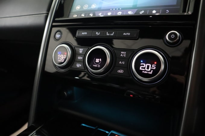 2025 Land Rover Discovery