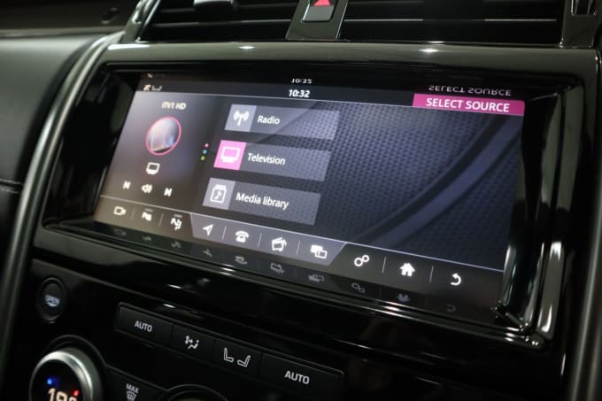 2025 Land Rover Discovery