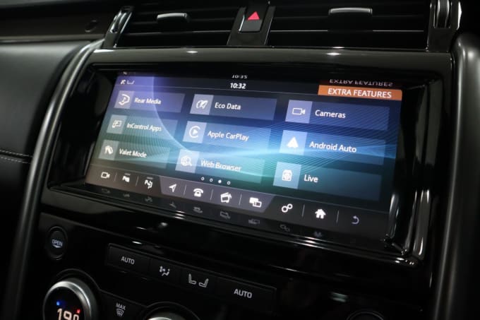 2025 Land Rover Discovery