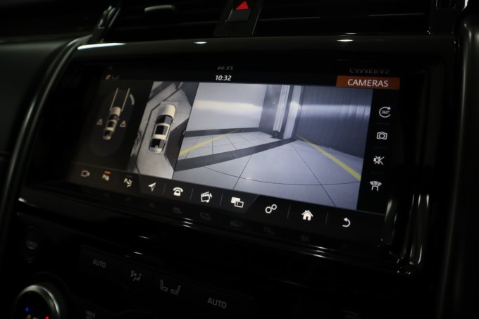 2025 Land Rover Discovery