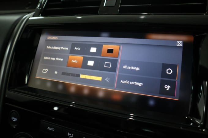 2025 Land Rover Discovery