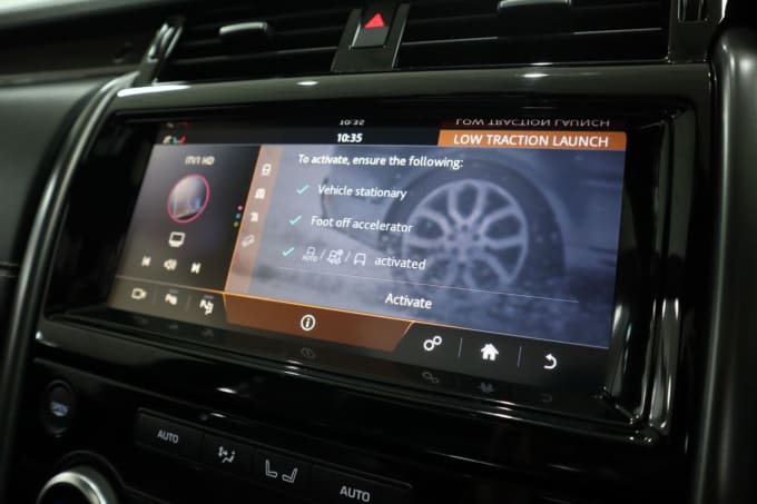 2025 Land Rover Discovery
