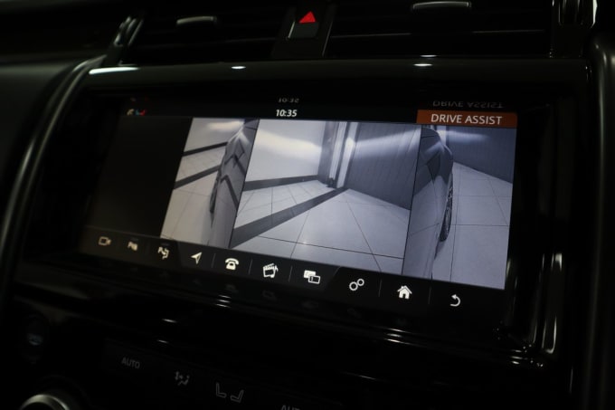 2025 Land Rover Discovery