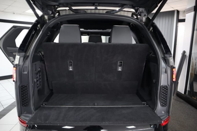 2025 Land Rover Discovery