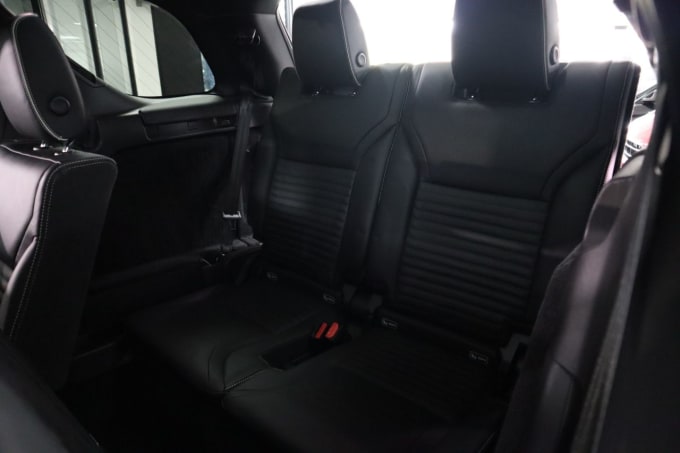 2025 Land Rover Discovery