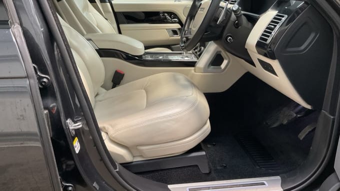 2025 Land Rover Range Rover