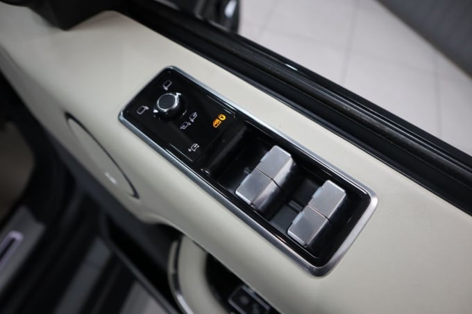 2025 Land Rover Range Rover