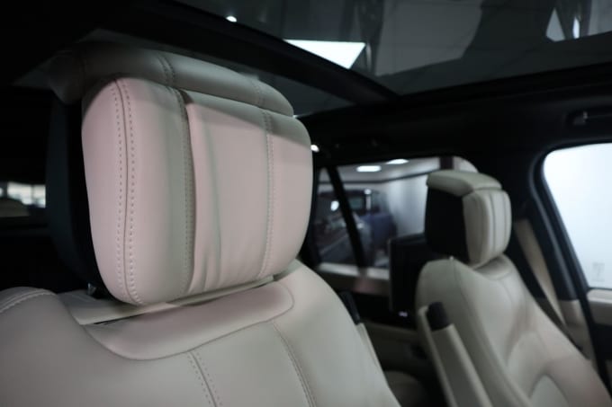 2025 Land Rover Range Rover