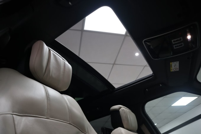 2025 Land Rover Range Rover