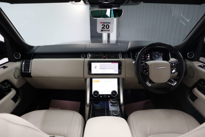 2025 Land Rover Range Rover