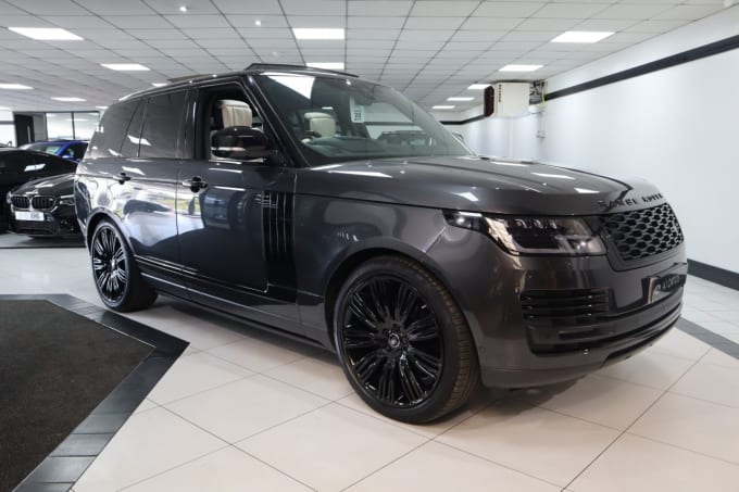 2025 Land Rover Range Rover