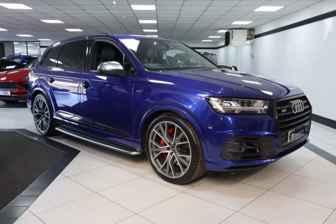 2025 Audi Sq7