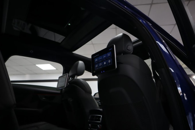 2025 Audi Sq7